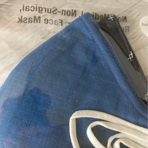 Goodfellow & Co Set of 6 Adult Fabric Face Masks (3 packs of 2), 100% Cotton - Picture 11 of 15